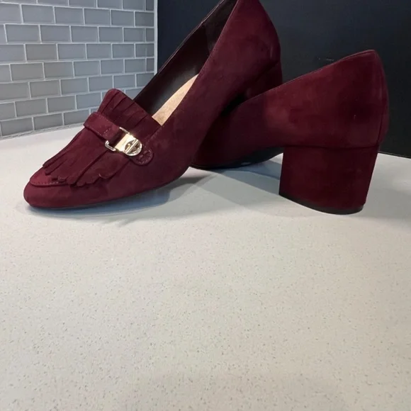 NEW Burgandy Suede Giani Bernini Size 10 Memory foam 2” heels never worn - Picture 10 of 16